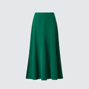 Uniqlo C Mermaid Midi Skirt with Slit in GREEN Size 8 NEW WITH TAG!